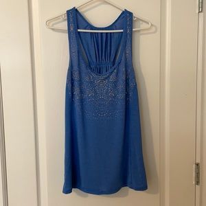 Lululemon tank size 10 in great condition.